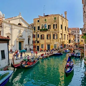 Ca Cicogna Air Conditioning And Fast Wifi, Location Appartement